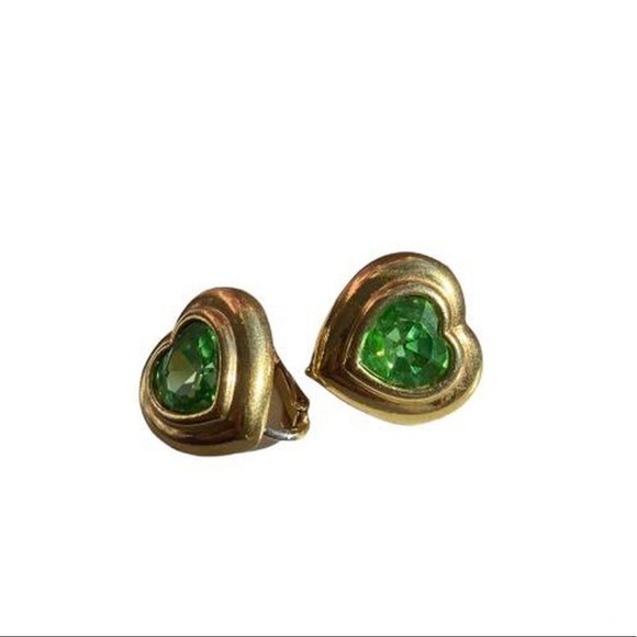 💚💚💚Vintage green stone and gold heart clip on earrings💚💚💚 - Picture 2 of 2